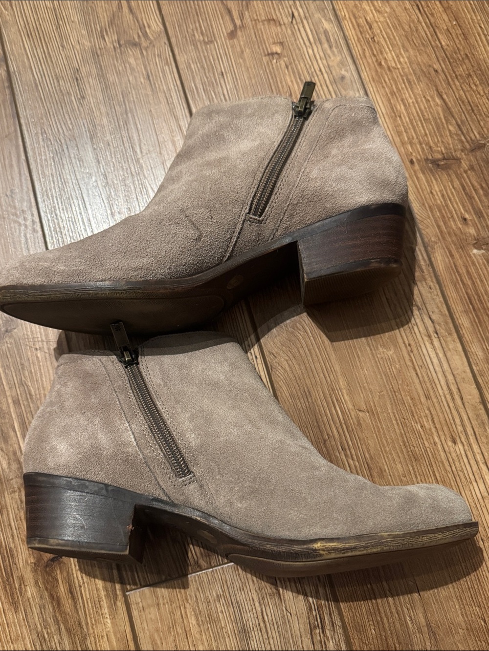 Women’s lucky Brand Taupe Suede Ankle Boots - Side Zip